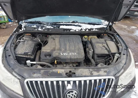 2013 Buick Lacrosse Leather Group z USA, uszkodzony, nr VIN 1G4GC5E34DF127340